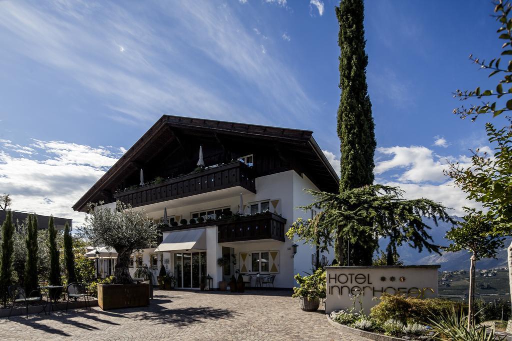 Hotel Landhaus Innerhofer Schenna Exterior photo