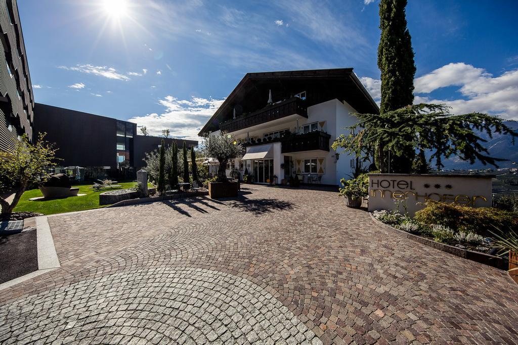 Hotel Landhaus Innerhofer Schenna Exterior photo